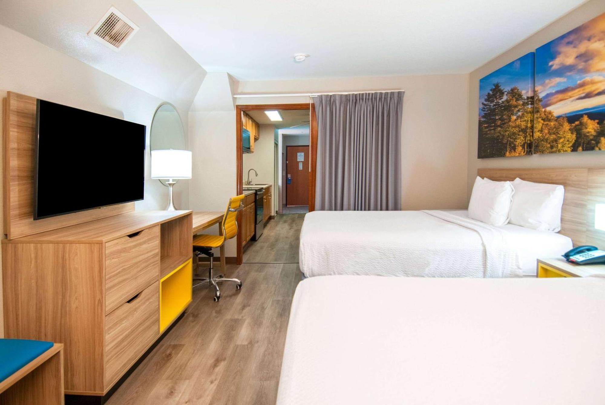 Days Inn & Suites By Wyndham San Antonio North/Stone Oak Ngoại thất bức ảnh